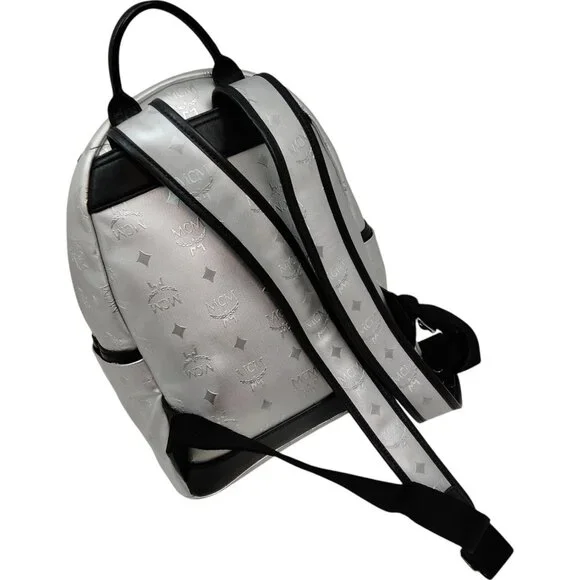 L5) Authentic MCM Backpack Bag Silver PVC Luxury Vintage  display picture 2